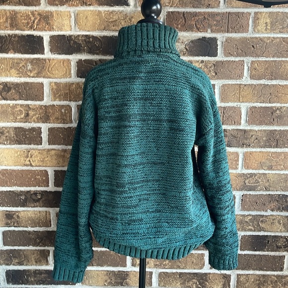 BCBGMAXAZRIA Marled Knit Textured Turtleneck Green Sweater - Picture 3 of 10
